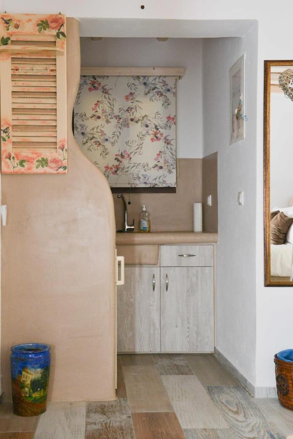 Elizabeth'S Small Apartment Naxos City Exterior foto